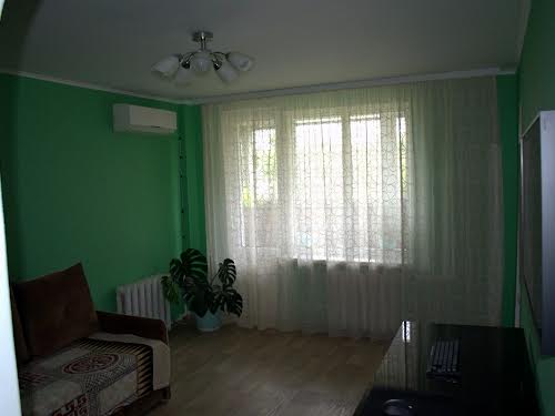 квартира за адресою Чорноліська вул. (Чеботарьова), 30