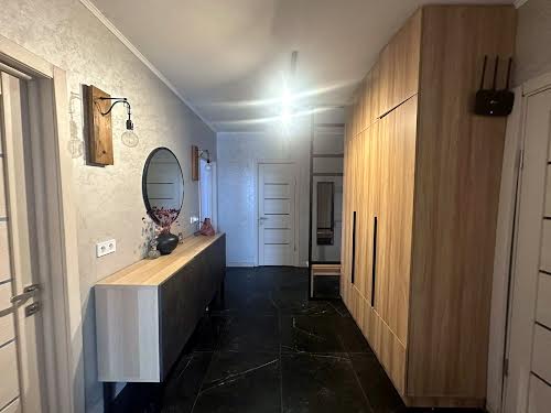 квартира за адресою Европейского союза, 41