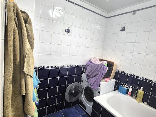 квартира за адресою Драгоманова вул., 44а