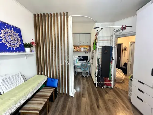 квартира за адресою Радистів вул., 34б