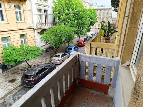 квартира за адресою Мирона Тарнавського вул. (), 7