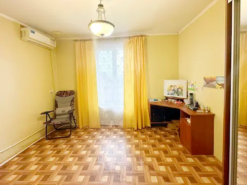 будинок за адресою Гумілева Миколая вул., 24
