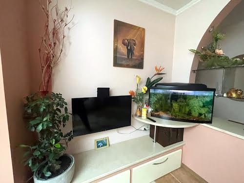 квартира за адресою Коновальця вул., 3