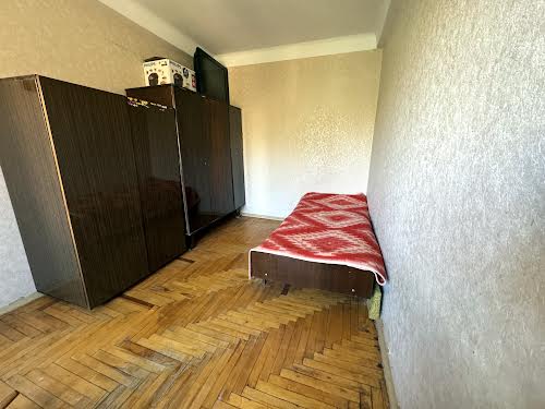 квартира за адресою Парамонова вул., 7