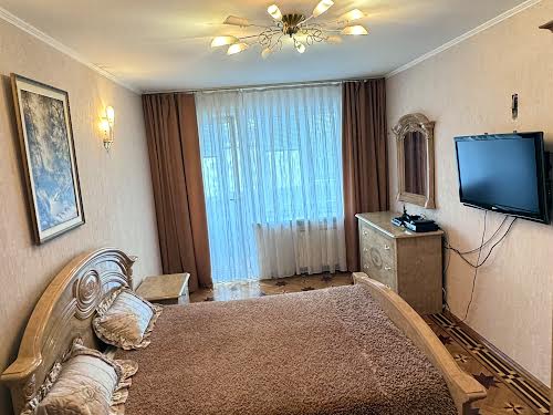 квартира за адресою Калинова вул., 61