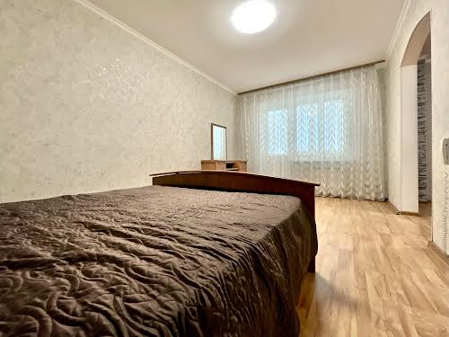 квартира за адресою Льотна вул. (Червоногвардійська), 41