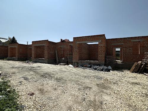 будинок за адресою Шкільна вул., 10