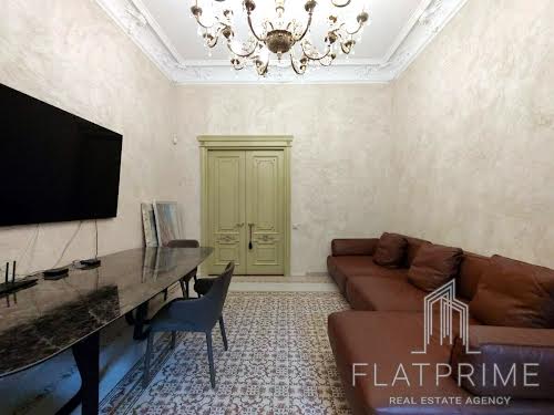 квартира за адресою Михайлівська вул., 24В