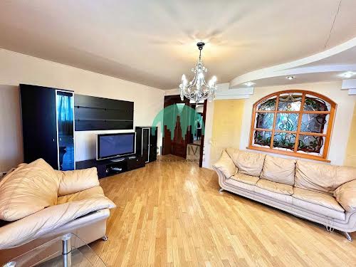квартира по адресу Карпатської Січі ул., 8