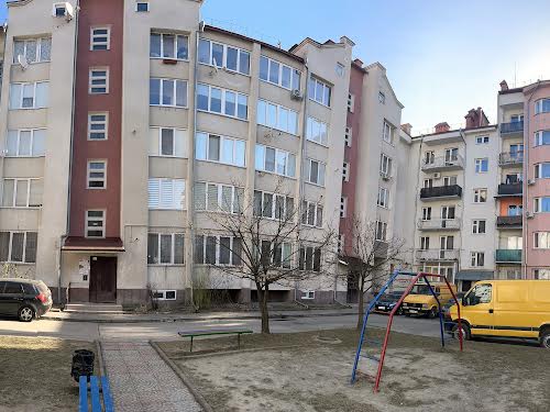 квартира по адресу Миколайчука, 20а