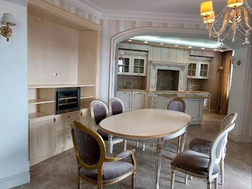 квартира за адресою 10-го Квітня пл., 33б