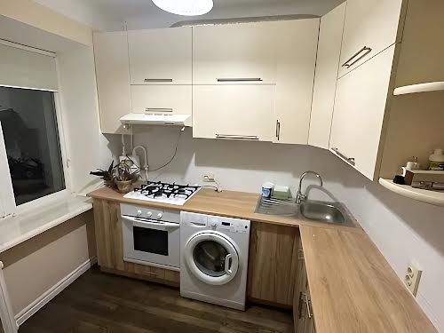 квартира за адресою Степана Бандери вул., 8а