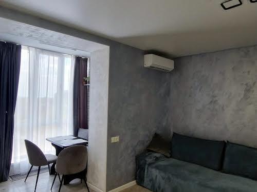 квартира за адресою Співдружності вул., 1