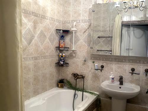 квартира за адресою Шота Руставелі вул., 44