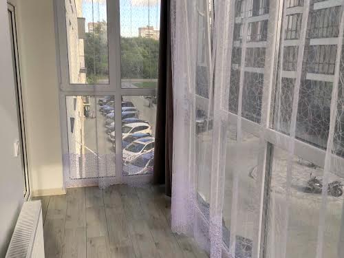квартира по адресу Героев Майдана ул., 17б