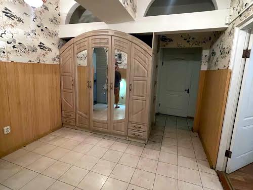 квартира за адресою Середньофонтанська вул., 32