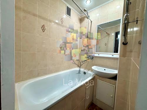 квартира за адресою Леся Курбаса просп., 12а