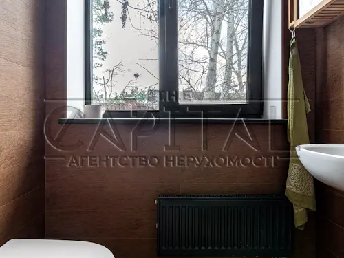 дом по адресу с. Юровка, Юрівка