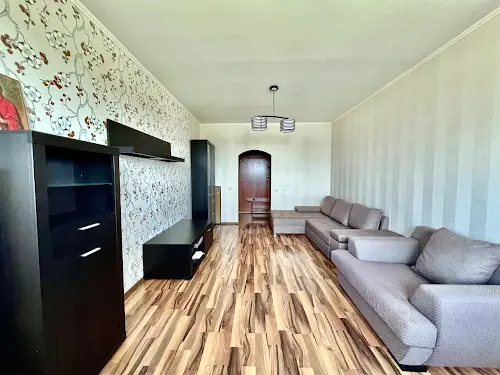 квартира за адресою Богдана Хмельницького бульв., 2