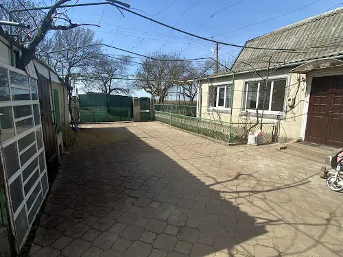 будинок за адресою Суворова, 1