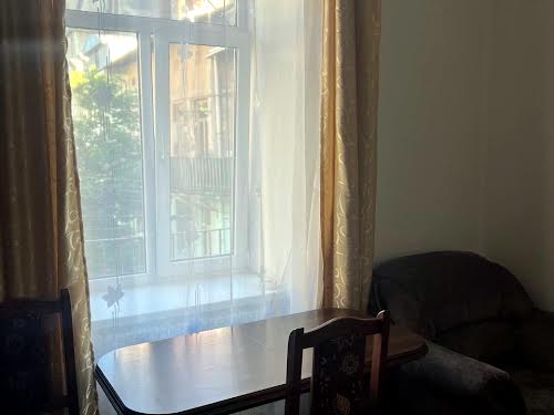 квартира за адресою Дорошенка вул., 29