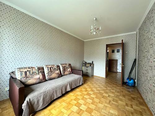 квартира за адресою Івасюка вул., 21