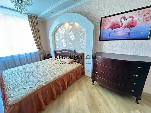 квартира по адресу Олены Пчилки ул., 6