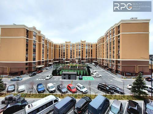 квартира за адресою Свободи вул., 1-C