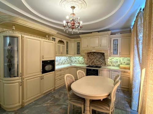 квартира за адресою Драгоманова вул., 5