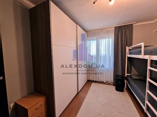 квартира за адресою Симона Петлюри вул. (Черняховського), 36-Б