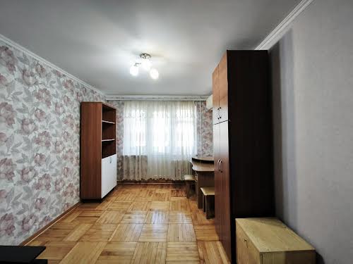 квартира по адресу Инглези ул. (25-ой Чапаевской Дивизии), 18