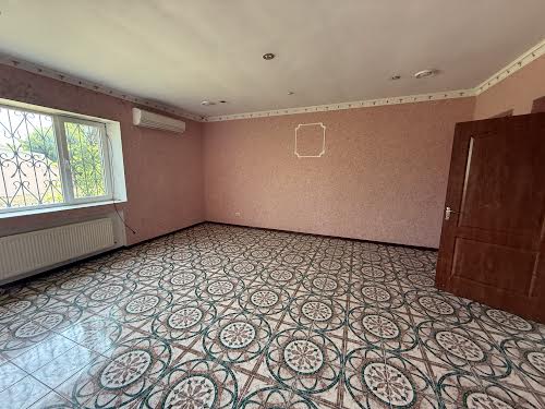 коммерческая по адресу Богдана Хмельницького, 16А