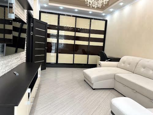 квартира за адресою Перлинна вул., 1а