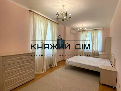 квартира за адресою Академіка Глушкова просп., 9-В