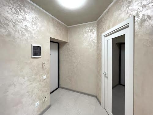 квартира за адресою Озерна вул., 16б