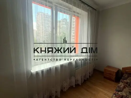 квартира по адресу Соломии Крушельницкой ул., 3-А
