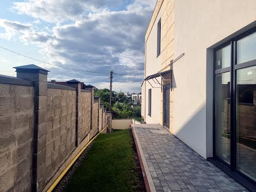 дом по адресу Ивана Гонты ул., 8А