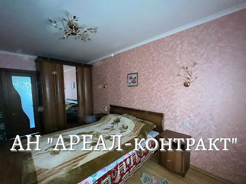 квартира за адресою Запоріжжя, Комарова вул., 27