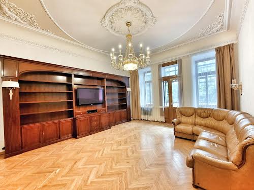 квартира по адресу Институтская ул., 13/4
