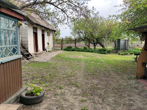 дом по адресу Центральна, 102
