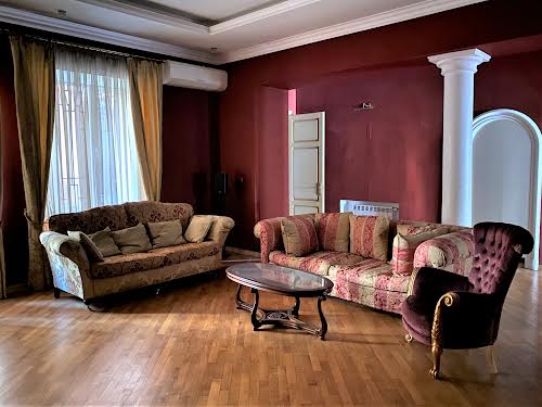 квартира за адресою Університетська вул. (Щепкіна), 15
