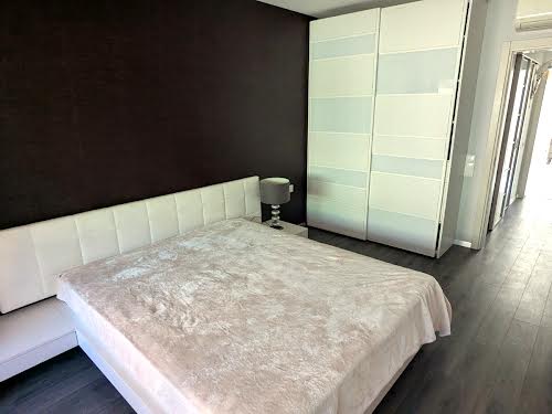 квартира за адресою Регенераторна вул., 4