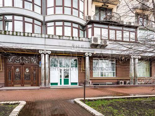комерційна за адресою Оболонська набережна вул., 19
