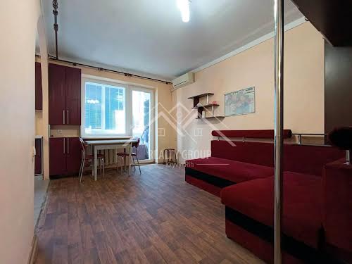 квартира за адресою Металургів просп., 21