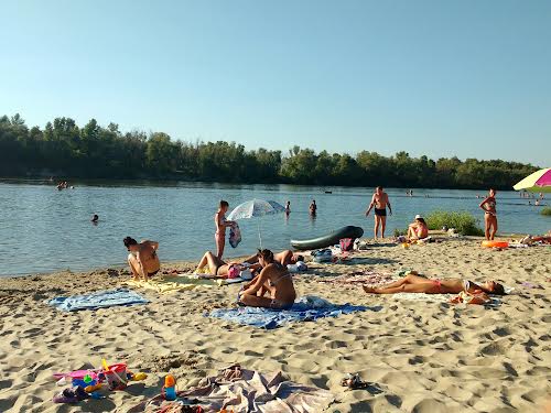 комерційна за адресою Літківський провулок, 32