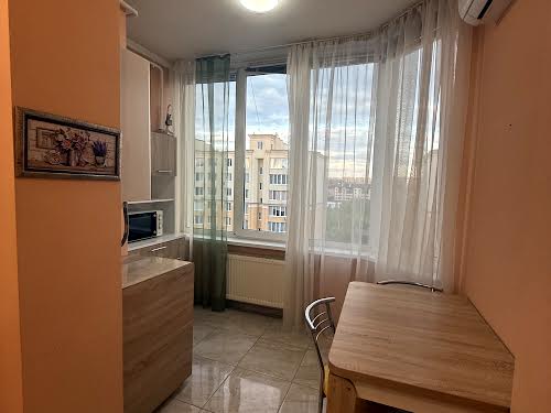 квартира за адресою Братська, 12