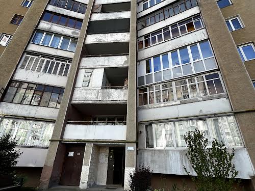 квартира за адресою Федьковича вул., 114