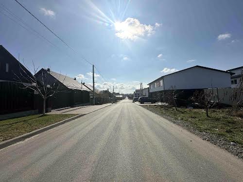 участок по адресу Радужная ул.
