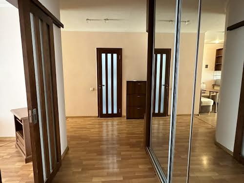 квартира за адресою В.Великого, 9