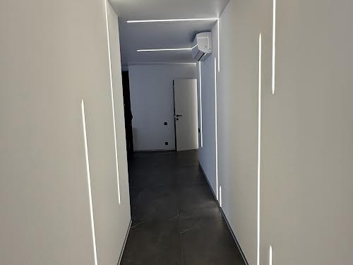 квартира за адресою Залізнична вул., 9